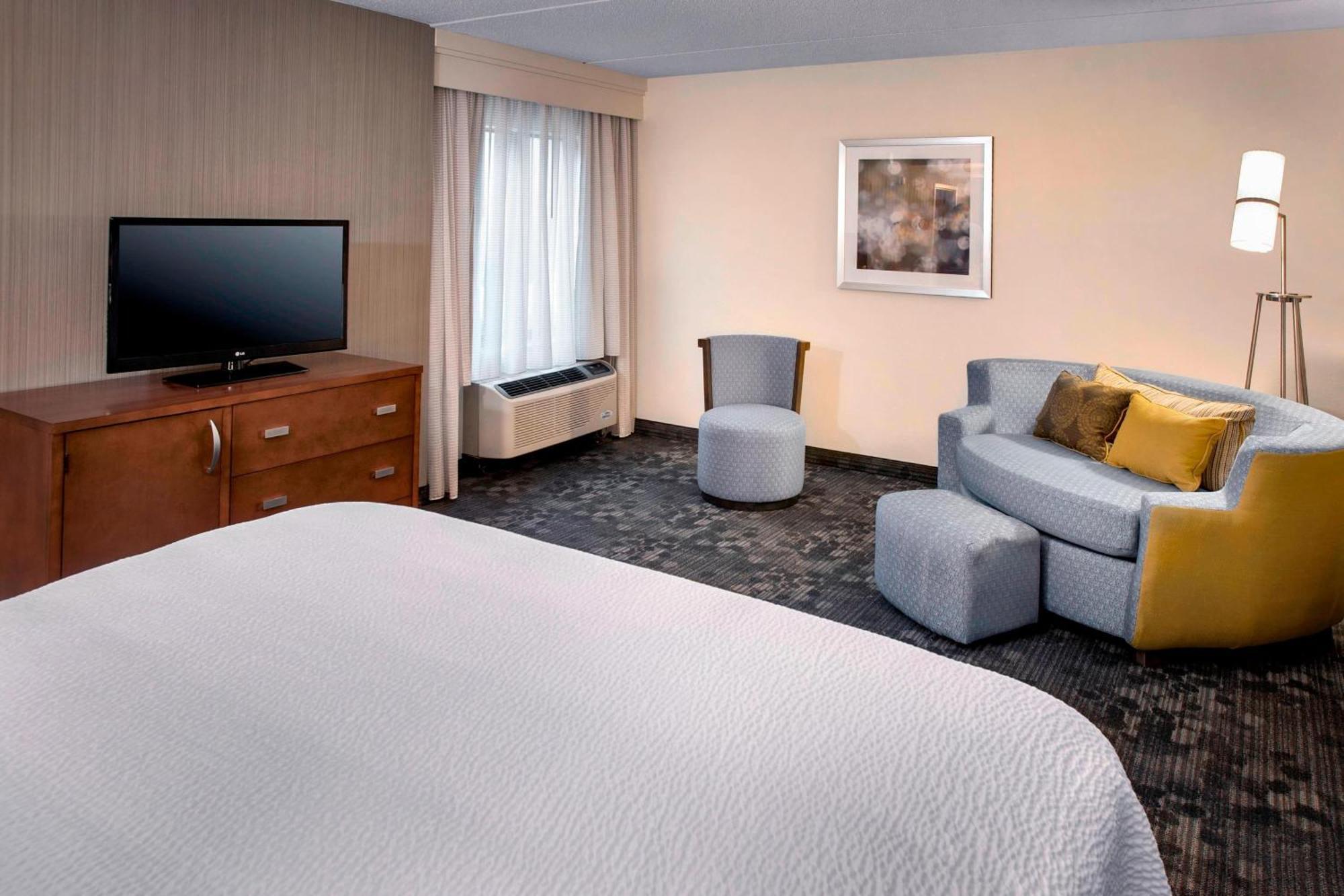 Courtyard 3* Parsippany